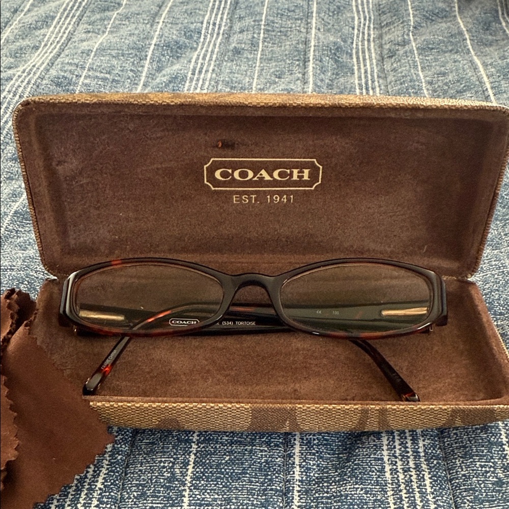 Coach Women’s Tortoise Shell Readers